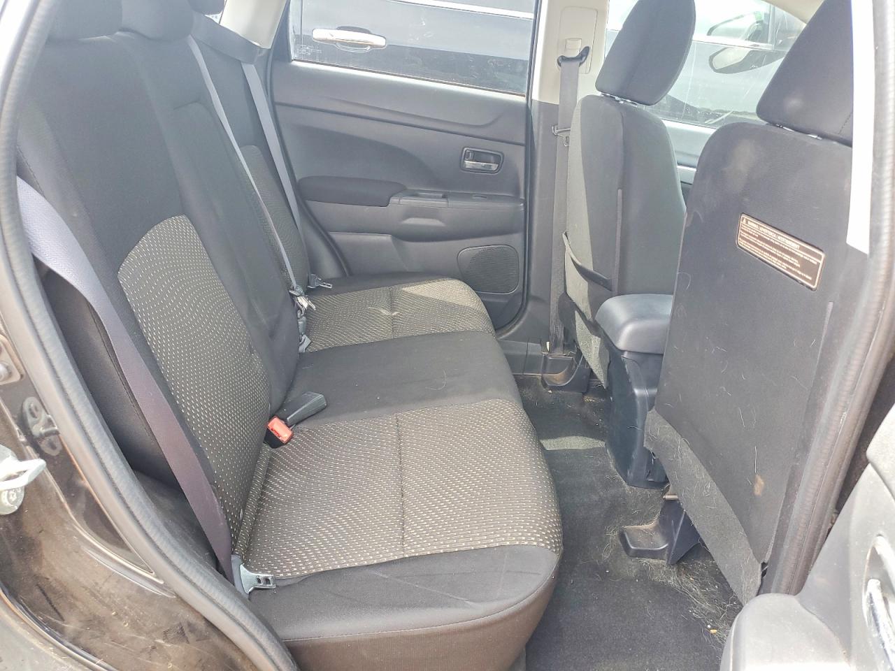 2016 MITSUBISHI OUTLANDER SPORT ES photo 19