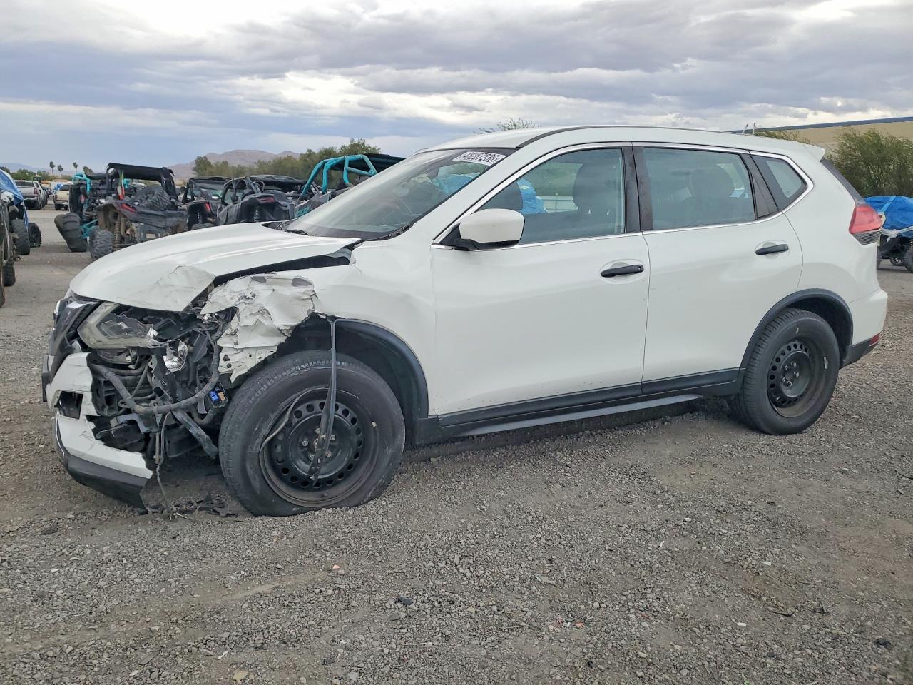 2017 NISSAN ROGUE