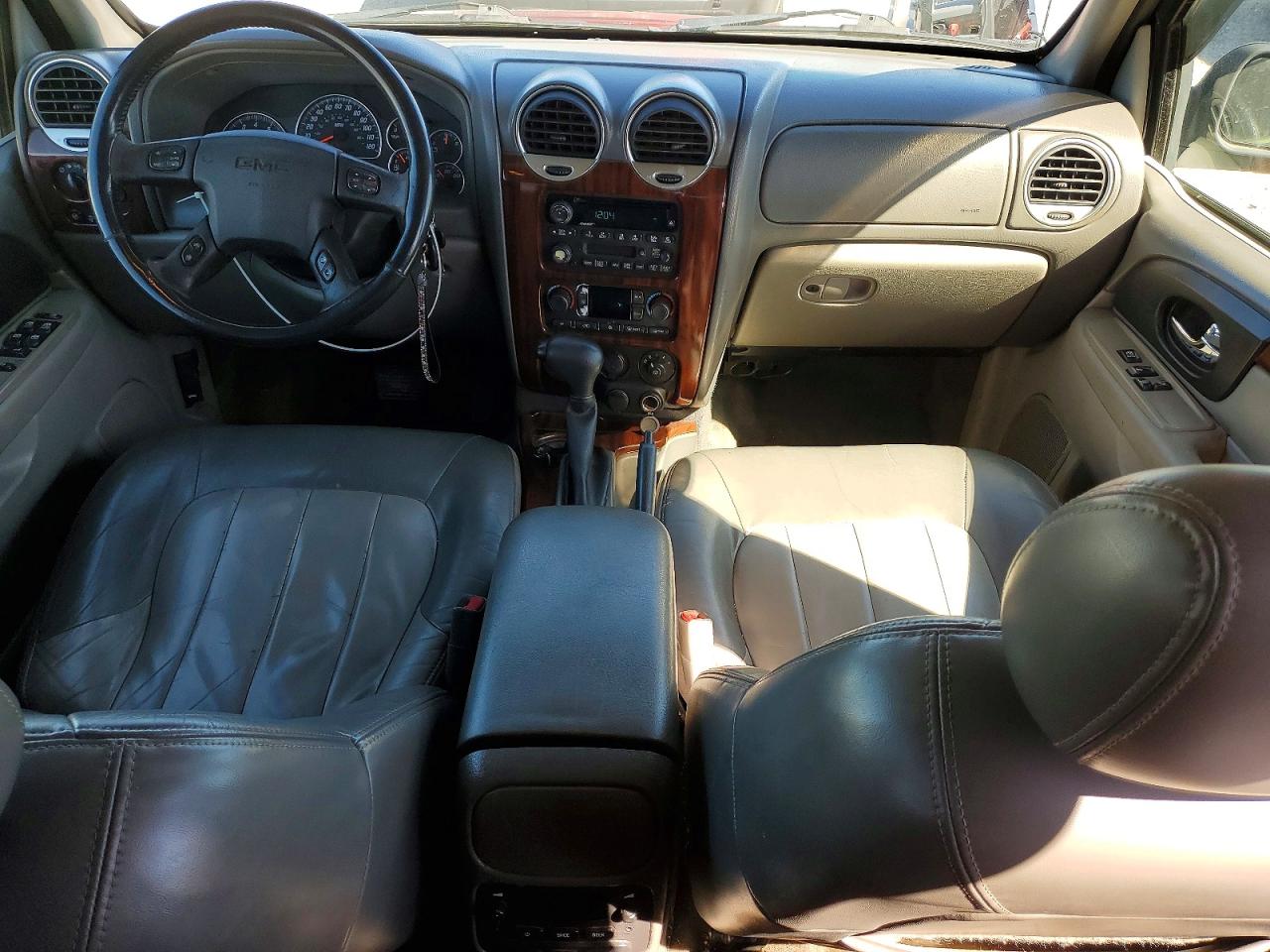 2004 GMC ENVOY XL photo 8