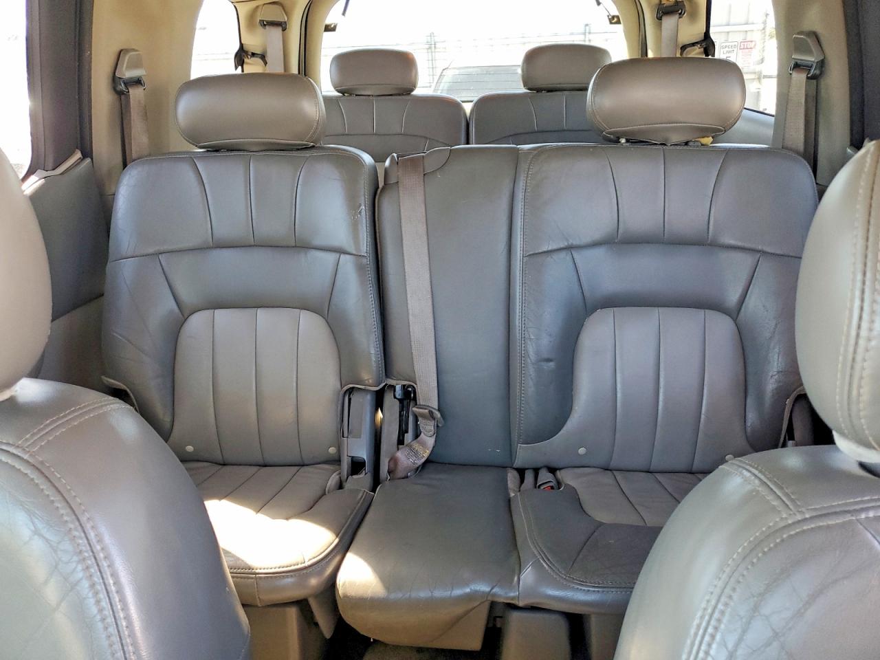 2004 GMC ENVOY XL photo 10