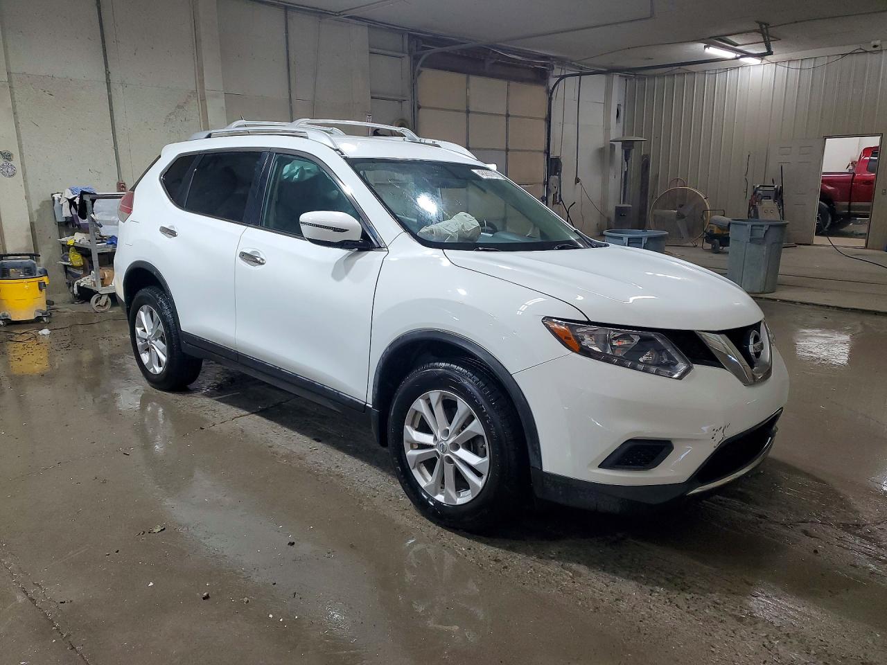 2016 NISSAN ROGUE SV photo 10
