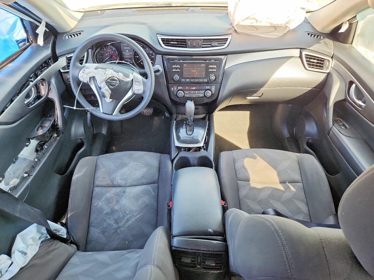 2016 NISSAN ROGUE SV photo 22