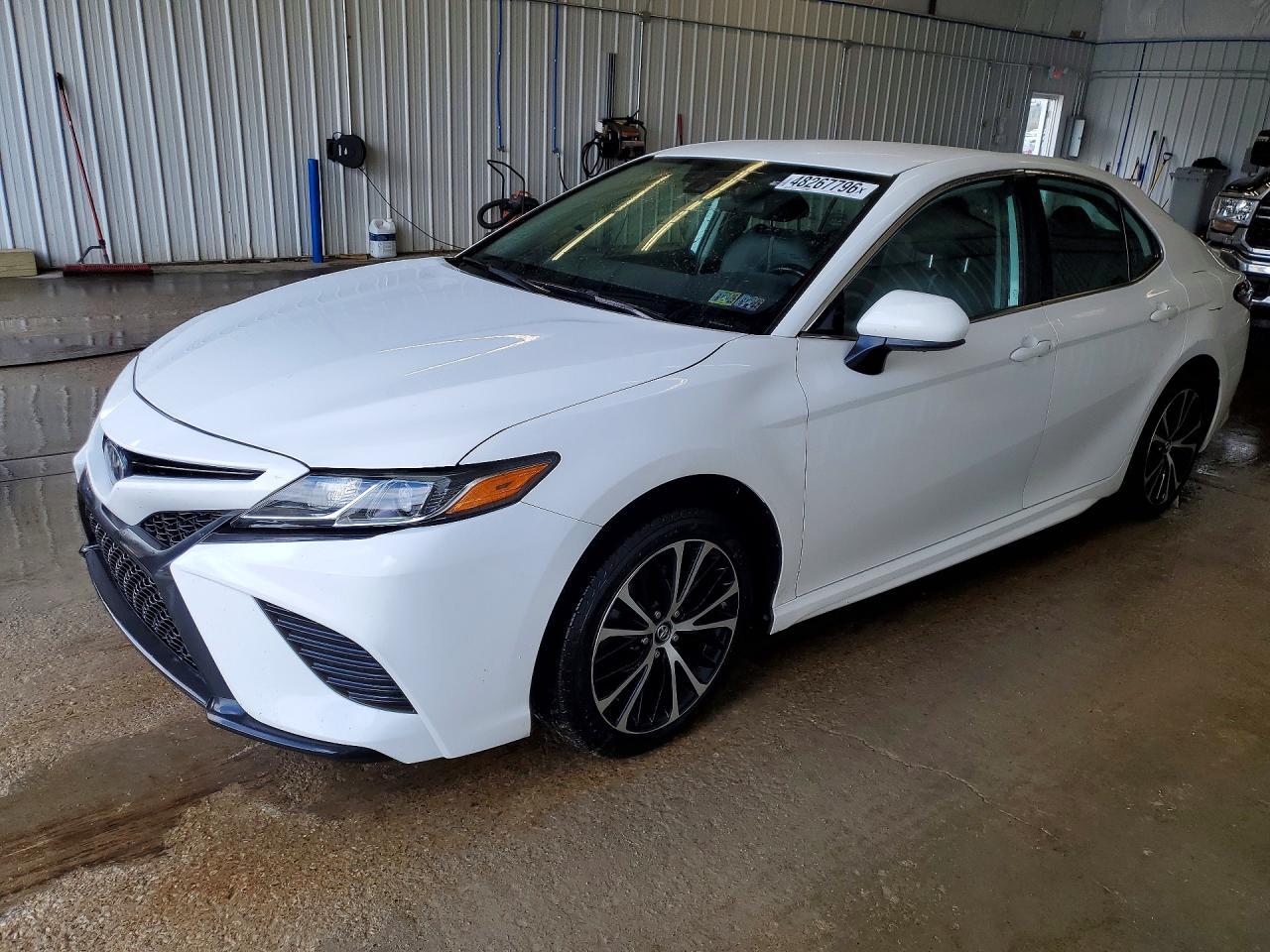 2019 TOYOTA CAMRY