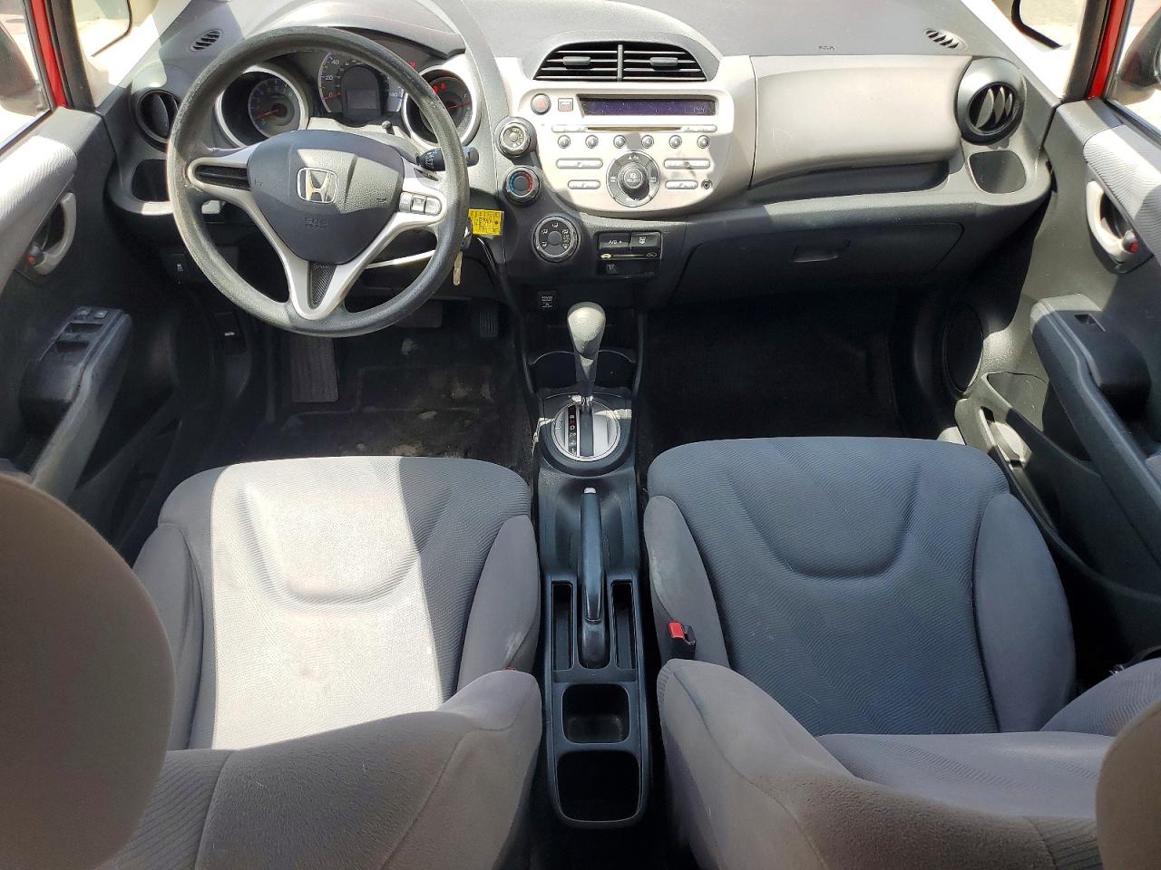 2013 HONDA FIT photo 15