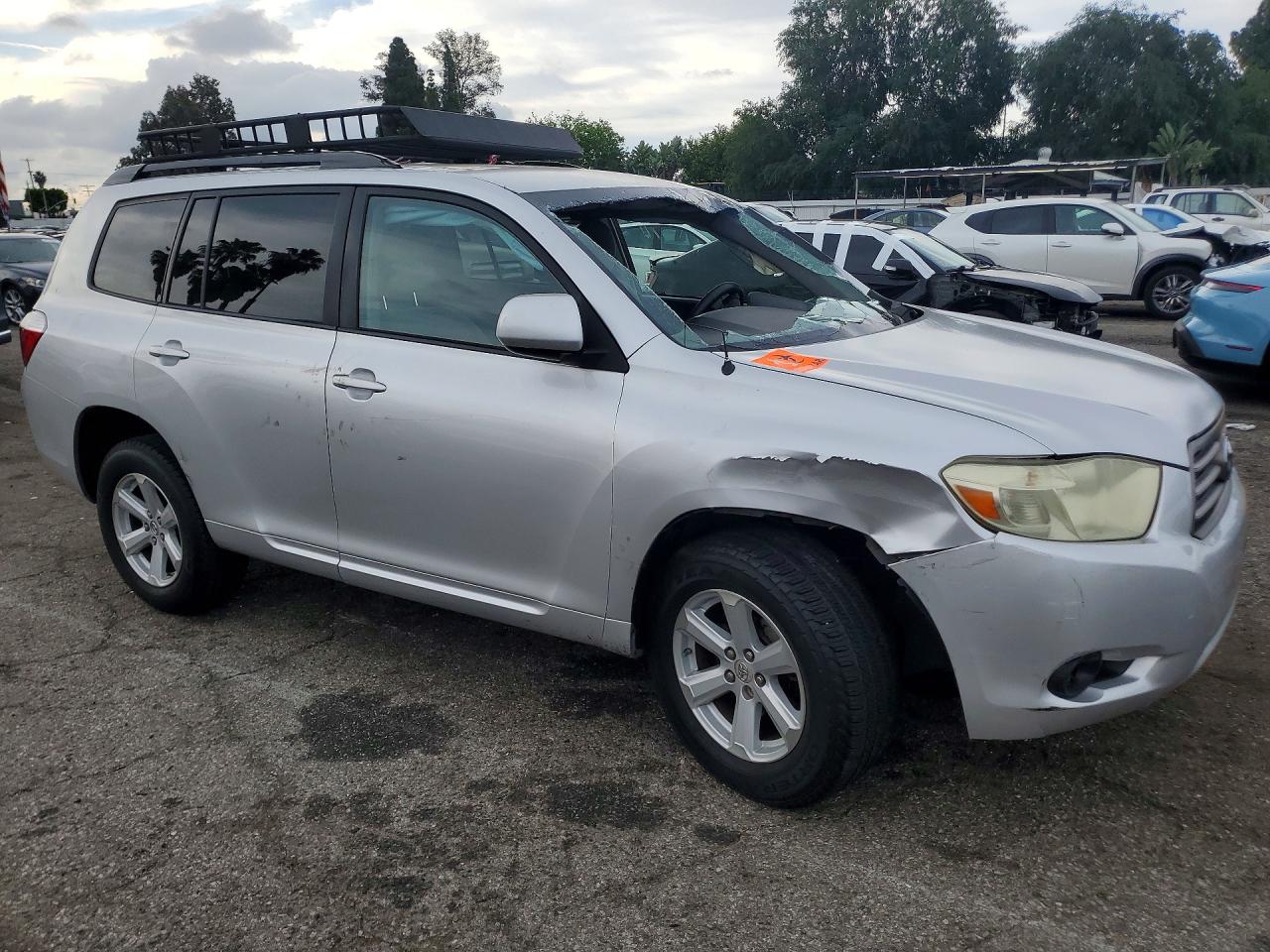 2010 TOYOTA HIGHLANDER BASE photo 7