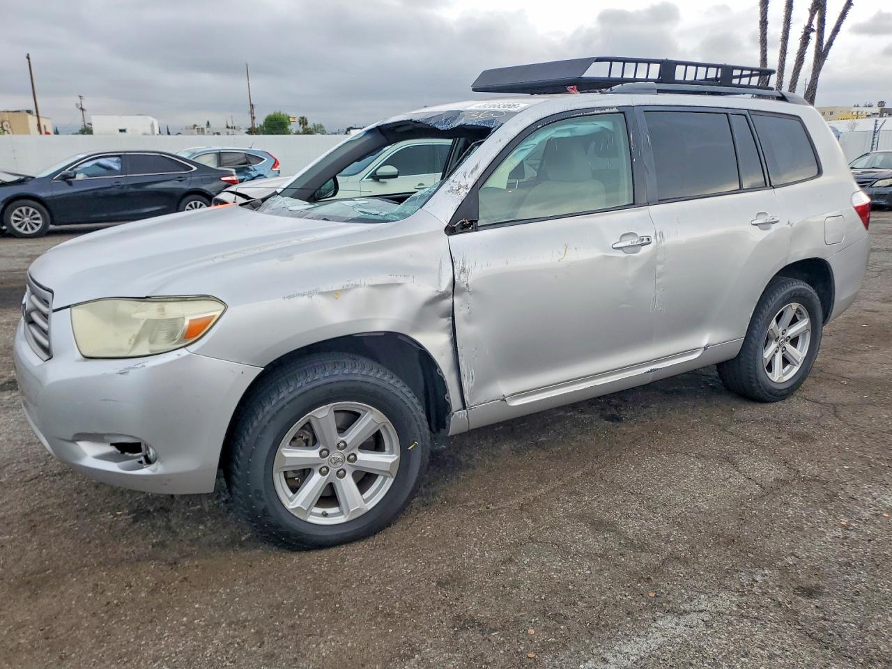 2010 TOYOTA HIGHLANDER