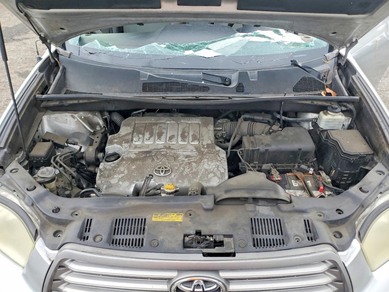 2010 TOYOTA HIGHLANDER BASE photo 23