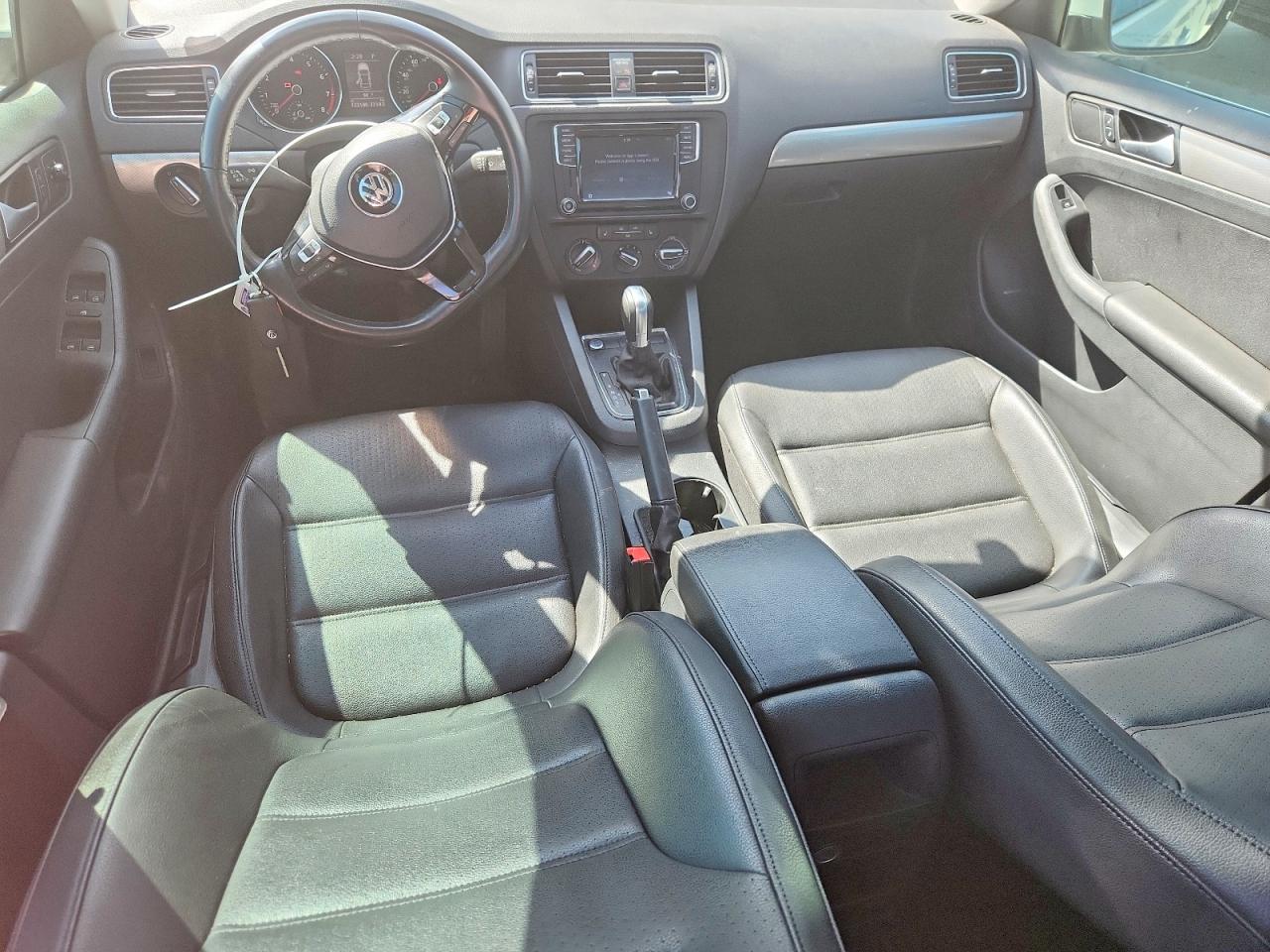 2017 VOLKSWAGEN JETTA SE photo 15