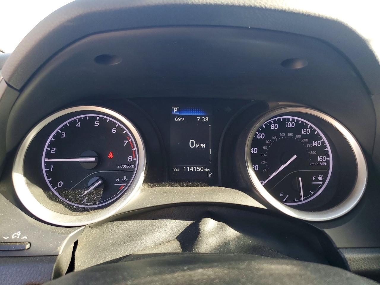 2022 TOYOTA CAMRY LE photo 25