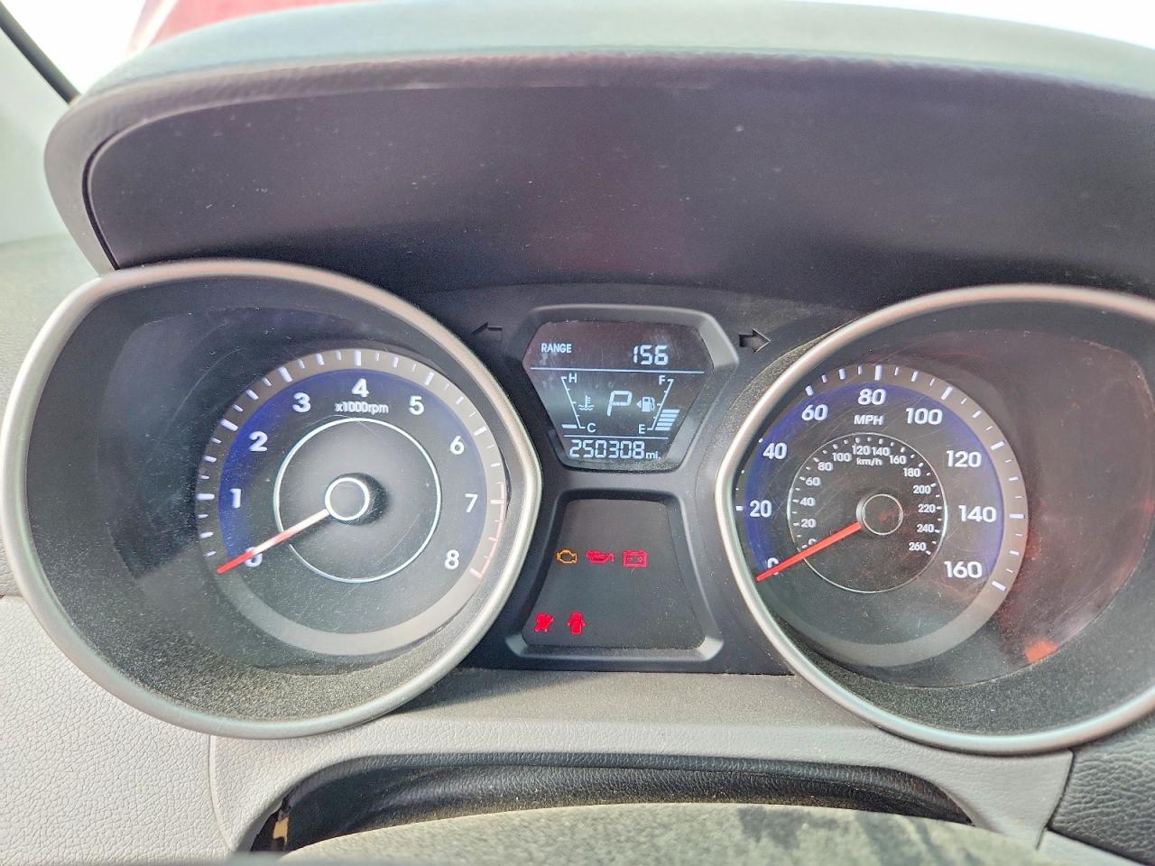 2015 HYUNDAI ELANTRA SE photo 25