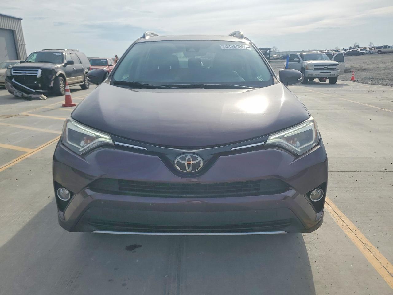 2017 TOYOTA RAV4 LIMITED photo 13