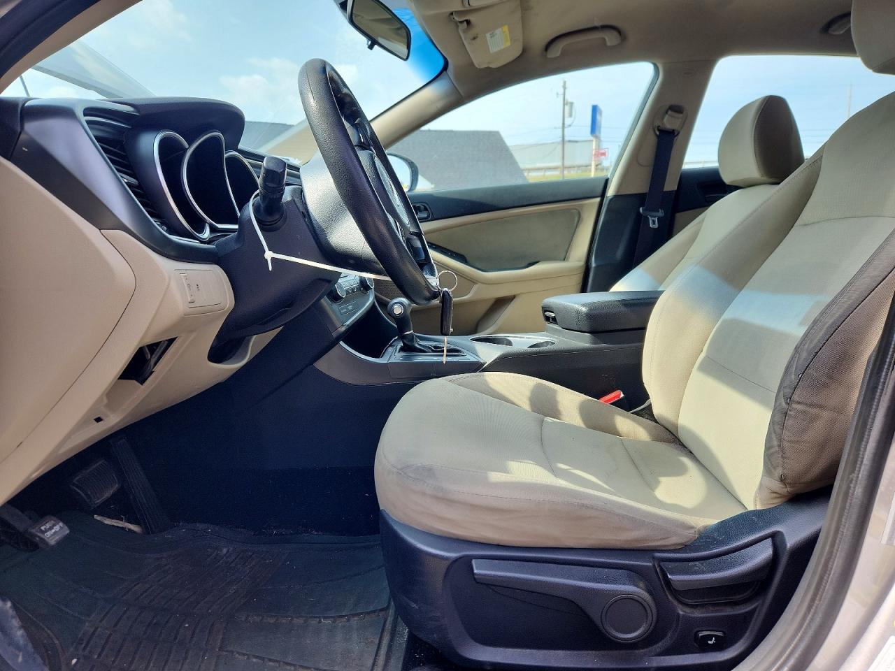 2014 KIA OPTIMA LX photo 7