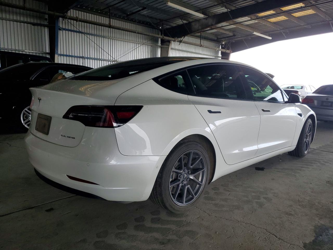 2021 TESLA MODEL 3 photo 5
