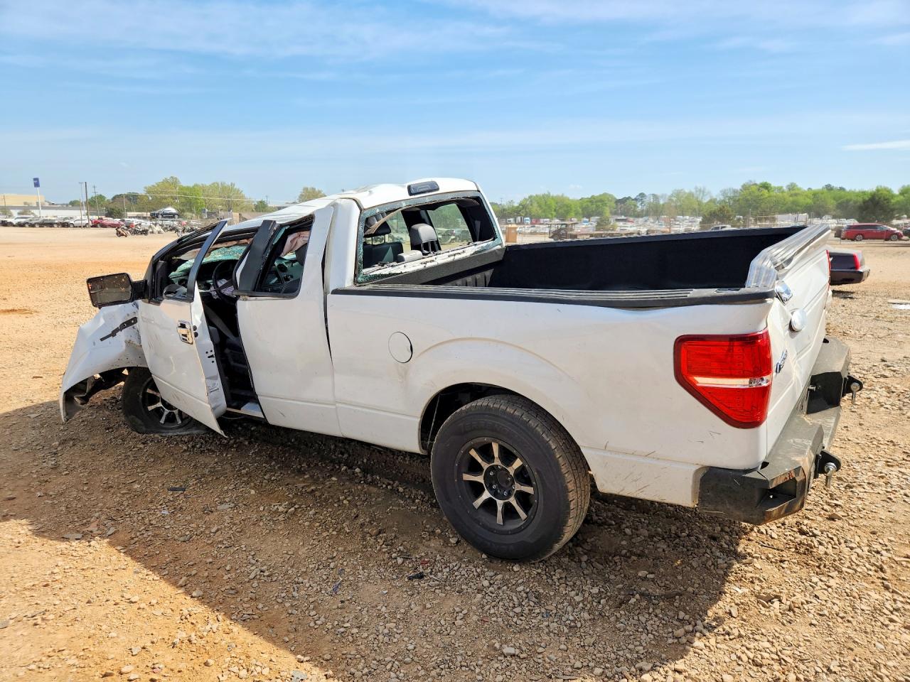 2013 FORD F150 SUPER CAB photo 4