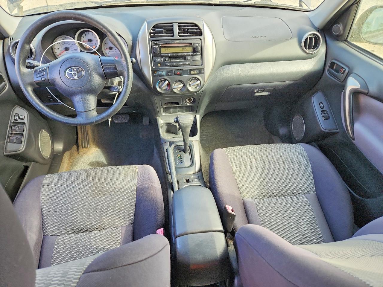 2005 TOYOTA RAV4 BASE photo 8