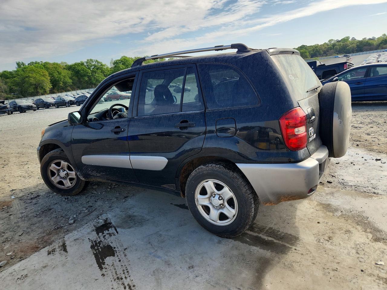 2005 TOYOTA RAV4 BASE photo 2