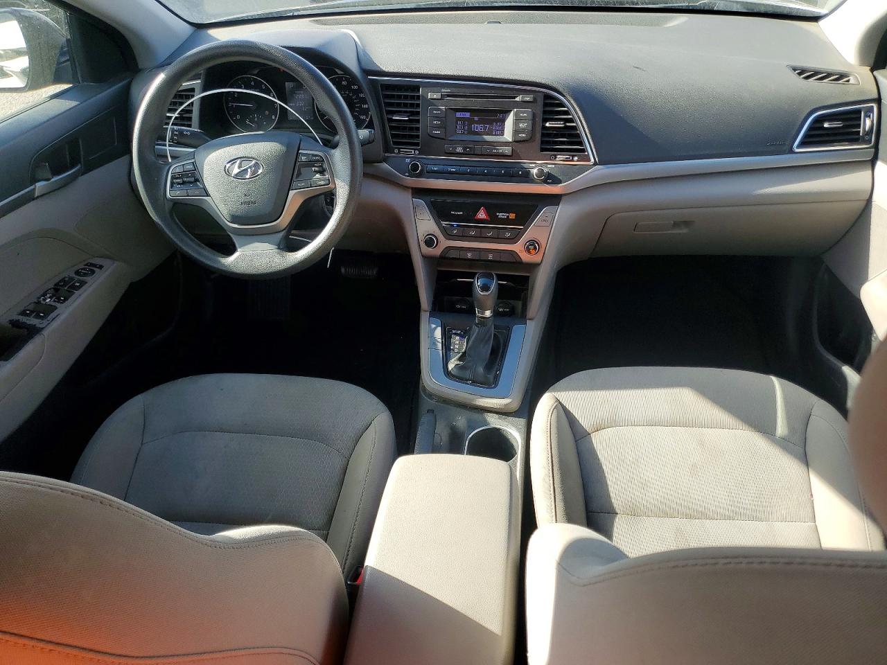 2018 HYUNDAI ELANTRA SE photo 22
