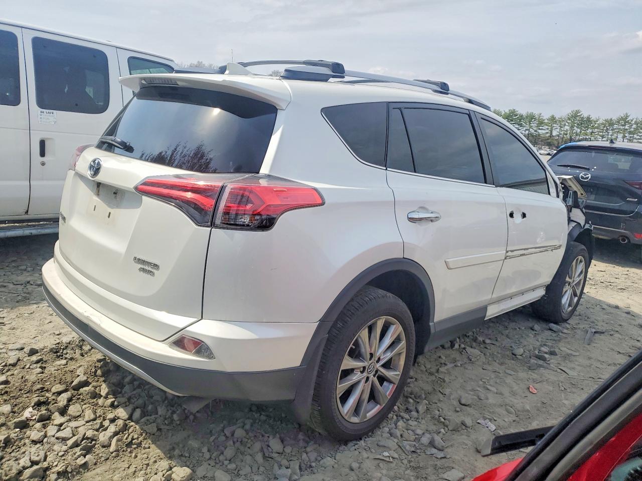 2018 TOYOTA RAV4 LIMITED photo 7