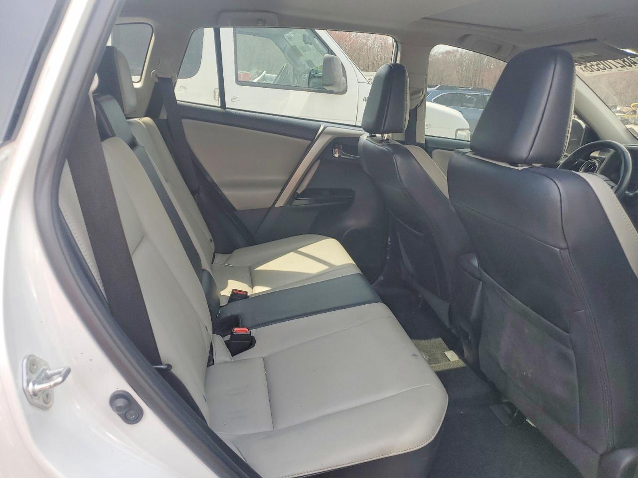 2018 TOYOTA RAV4 LIMITED photo 28