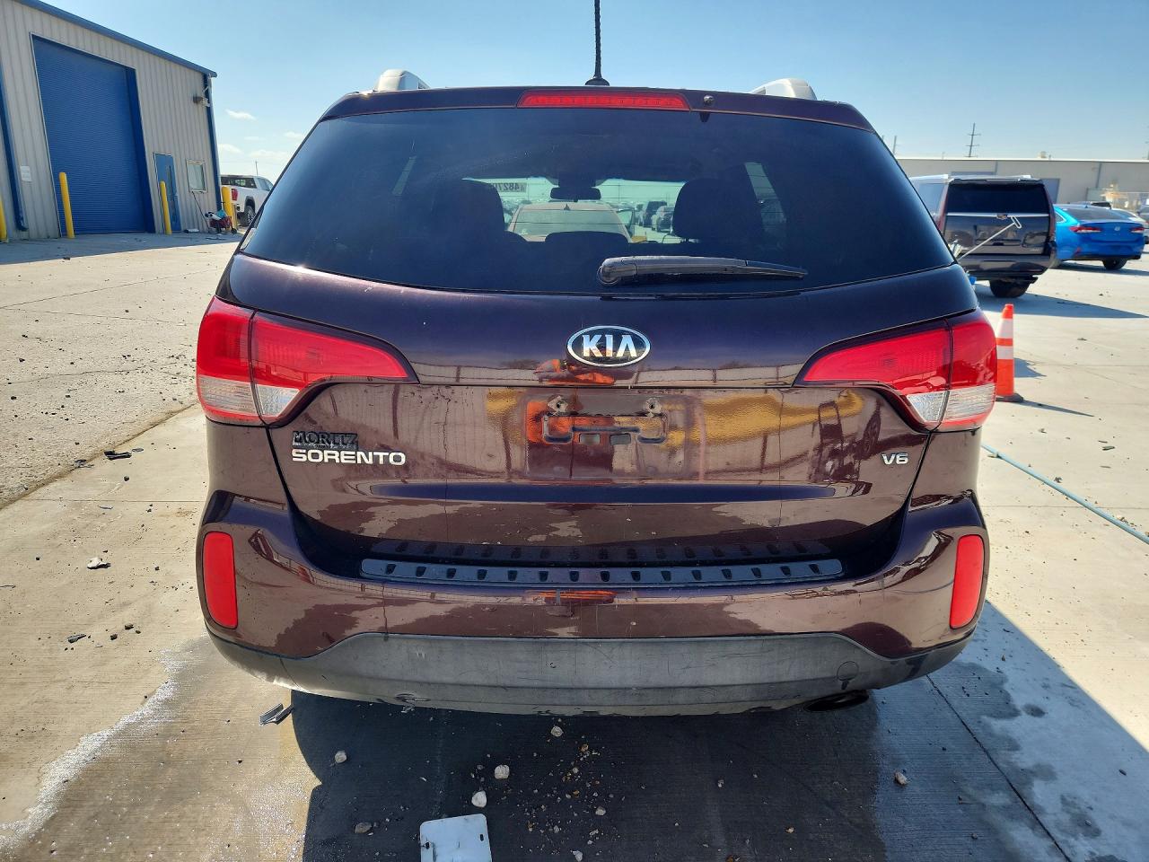 2015 KIA SORENTO LX photo 16