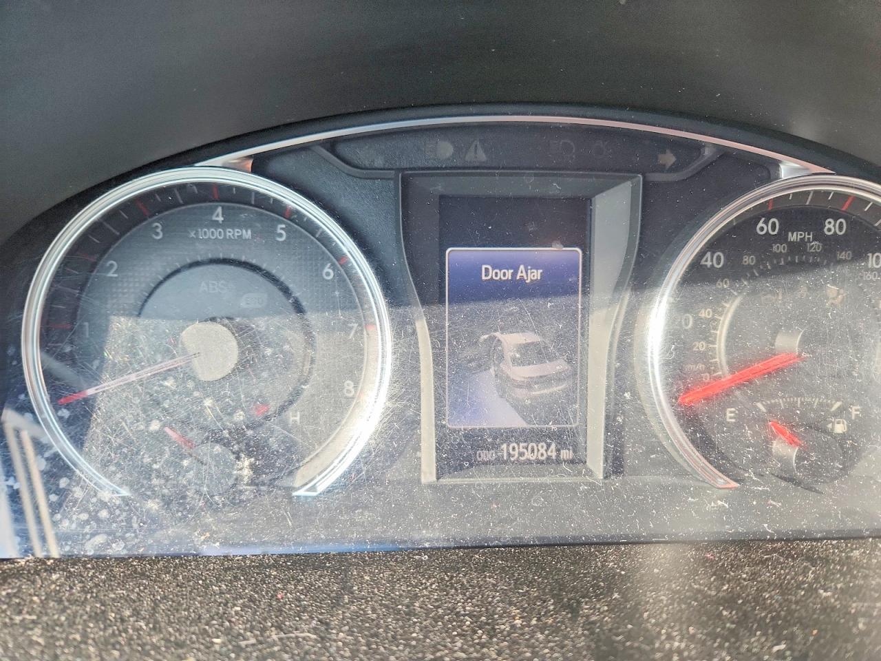 2017 TOYOTA CAMRY SE photo 25