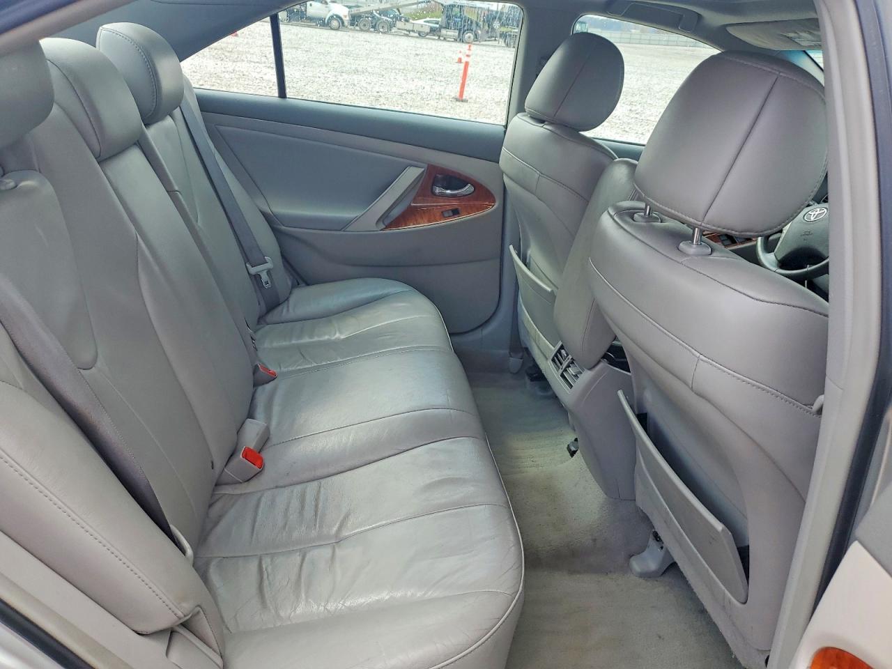 2009 TOYOTA CAMRY XLE photo 19