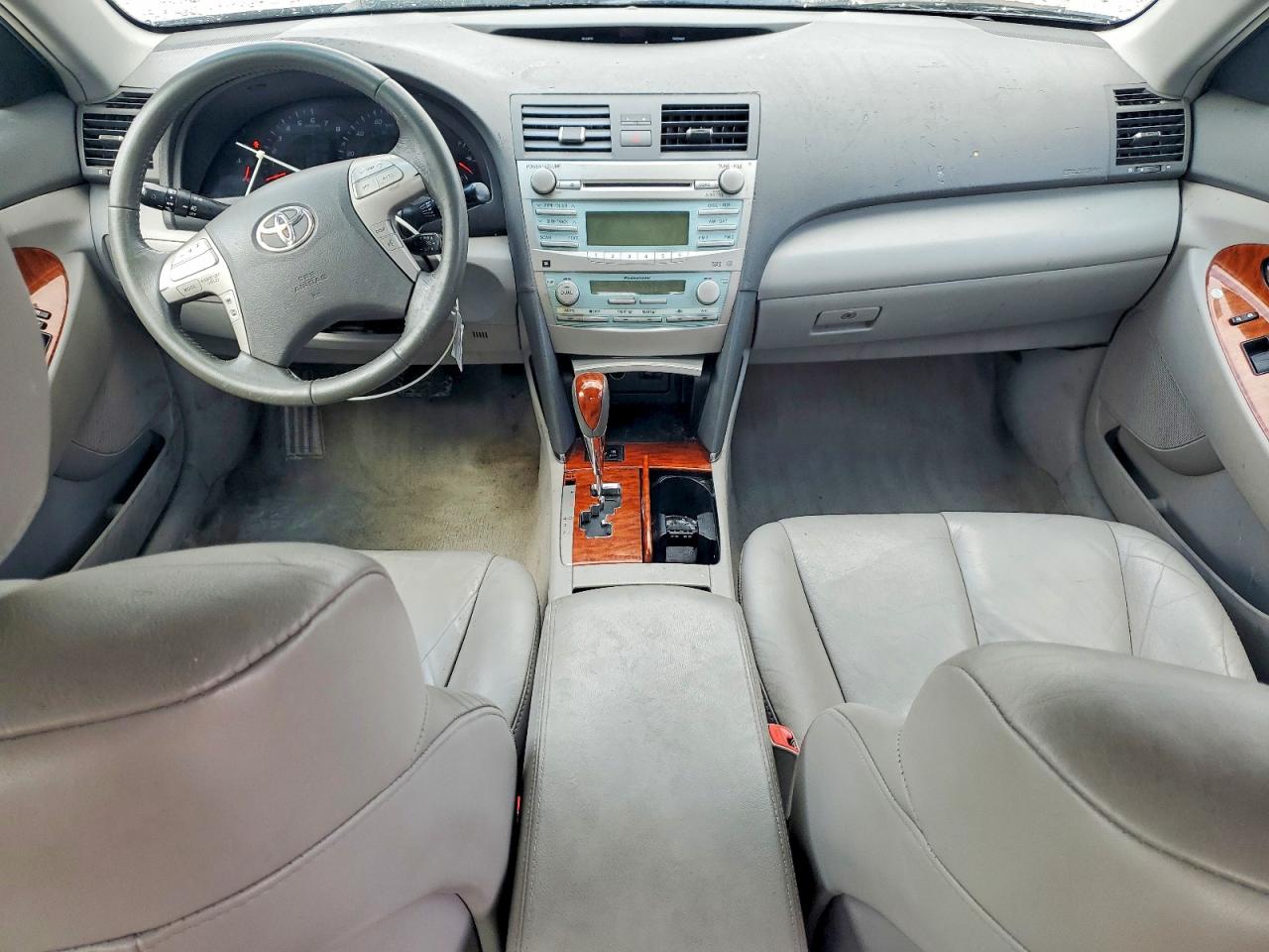 2009 TOYOTA CAMRY XLE photo 15