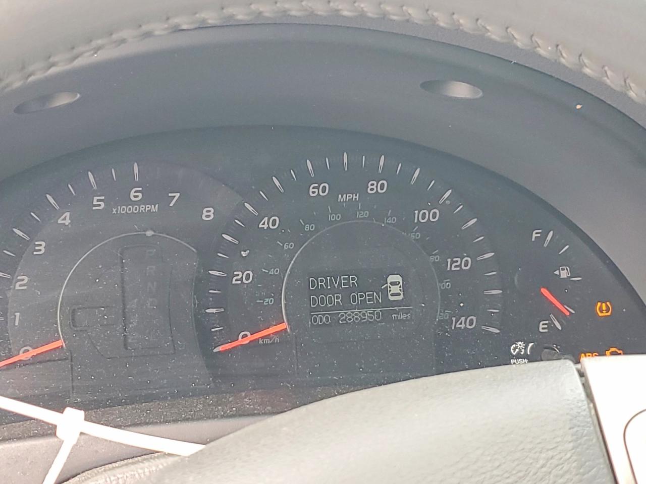 2009 TOYOTA CAMRY XLE photo 17