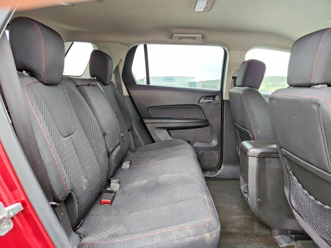 2015 GMC TERRAIN SLE photo 31