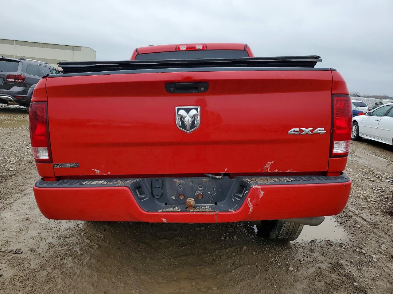 2016 RAM 1500 ST photo 11
