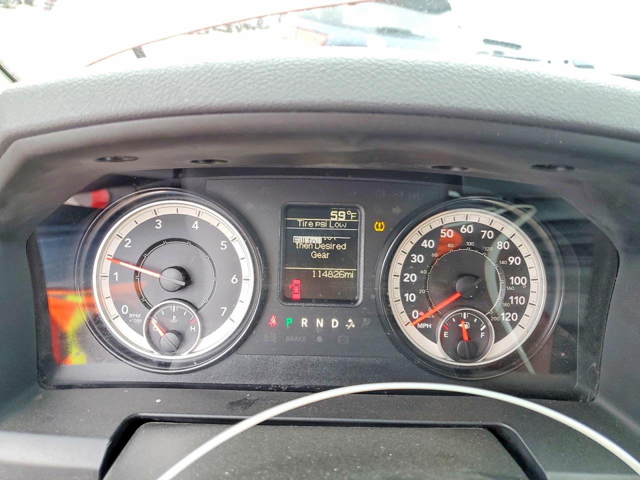 2016 RAM 1500 ST photo 17
