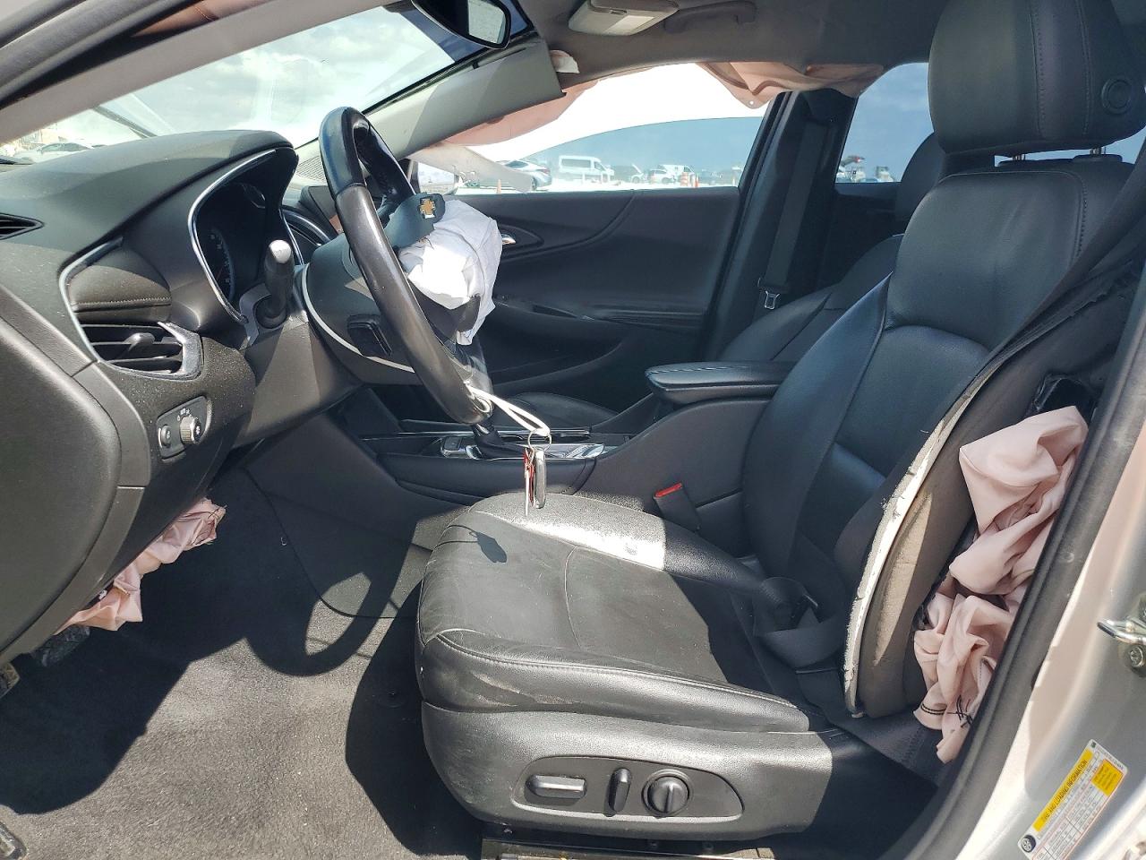 2020 CHEVROLET MALIBU LT photo 7