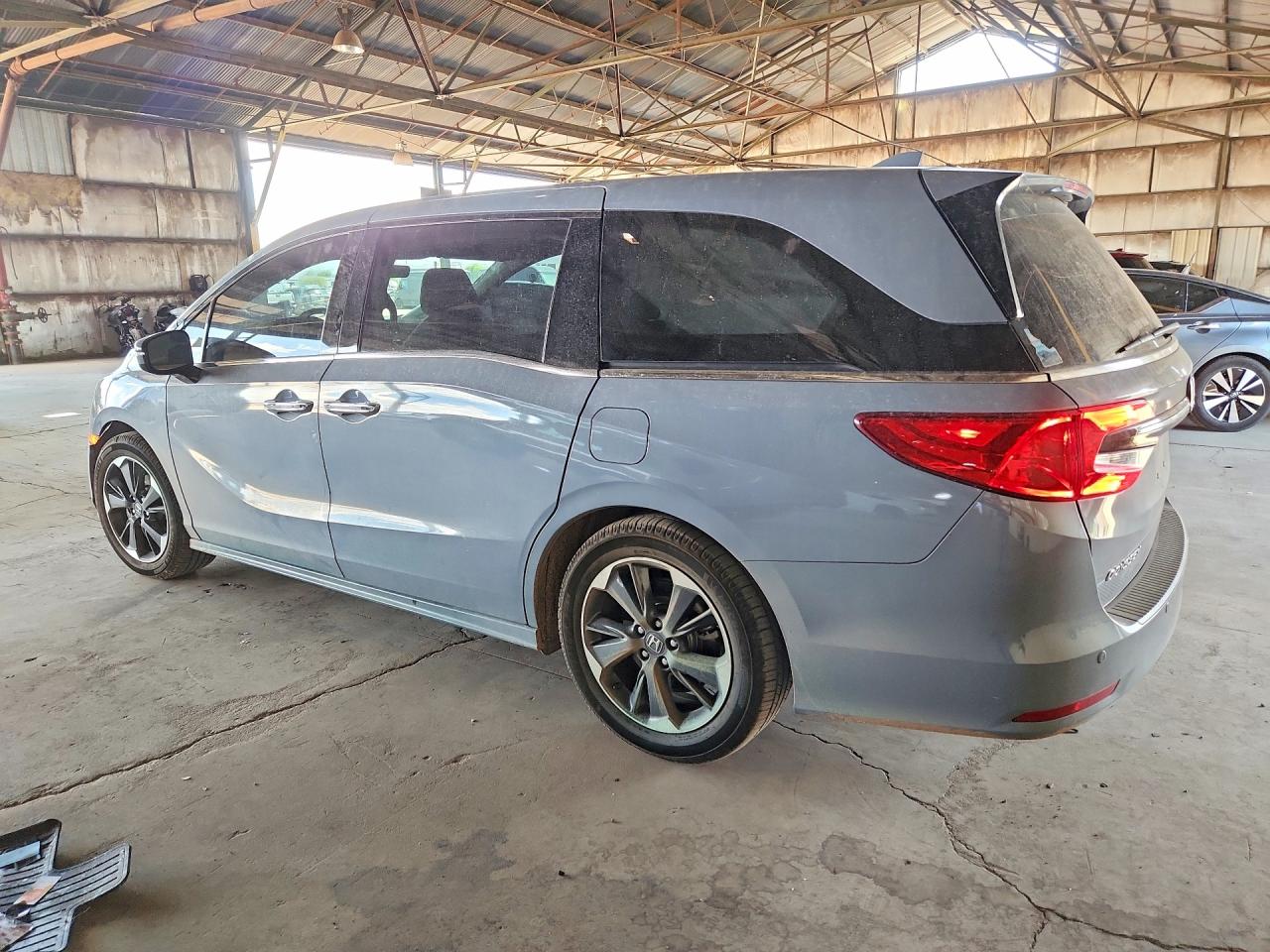 2023 HONDA ODYSSEY ELITE photo 4