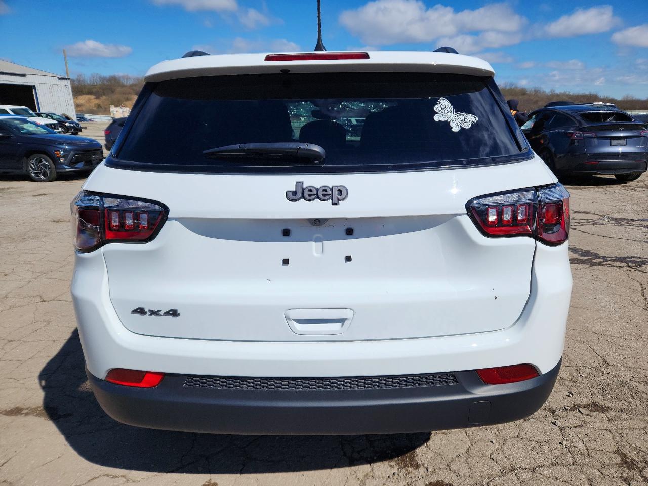 2025 JEEP COMPASS LATITUDE photo 16