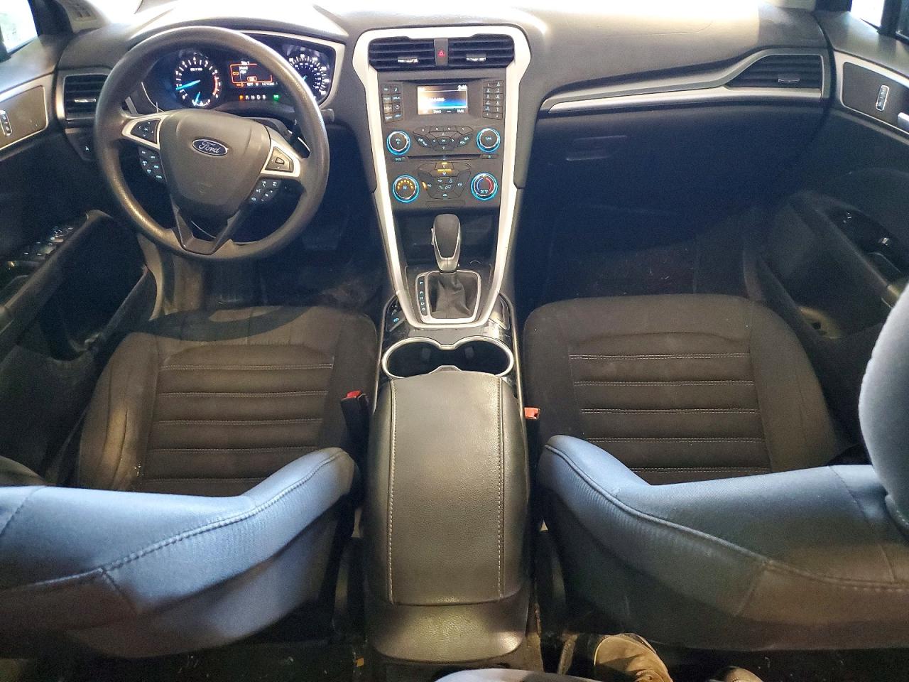 2015 FORD FUSION SE photo 22