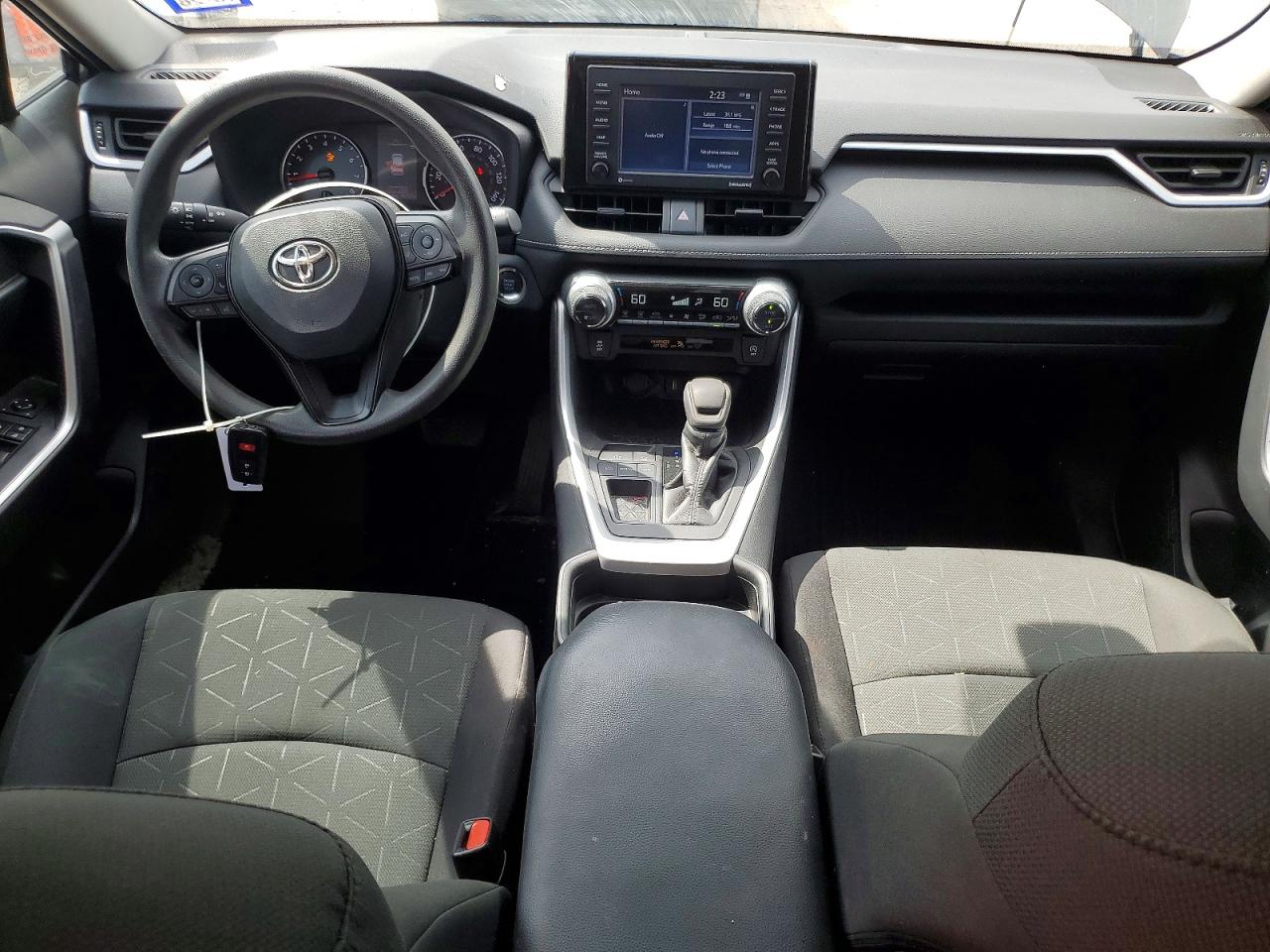 2021 TOYOTA RAV4 XLE photo 15