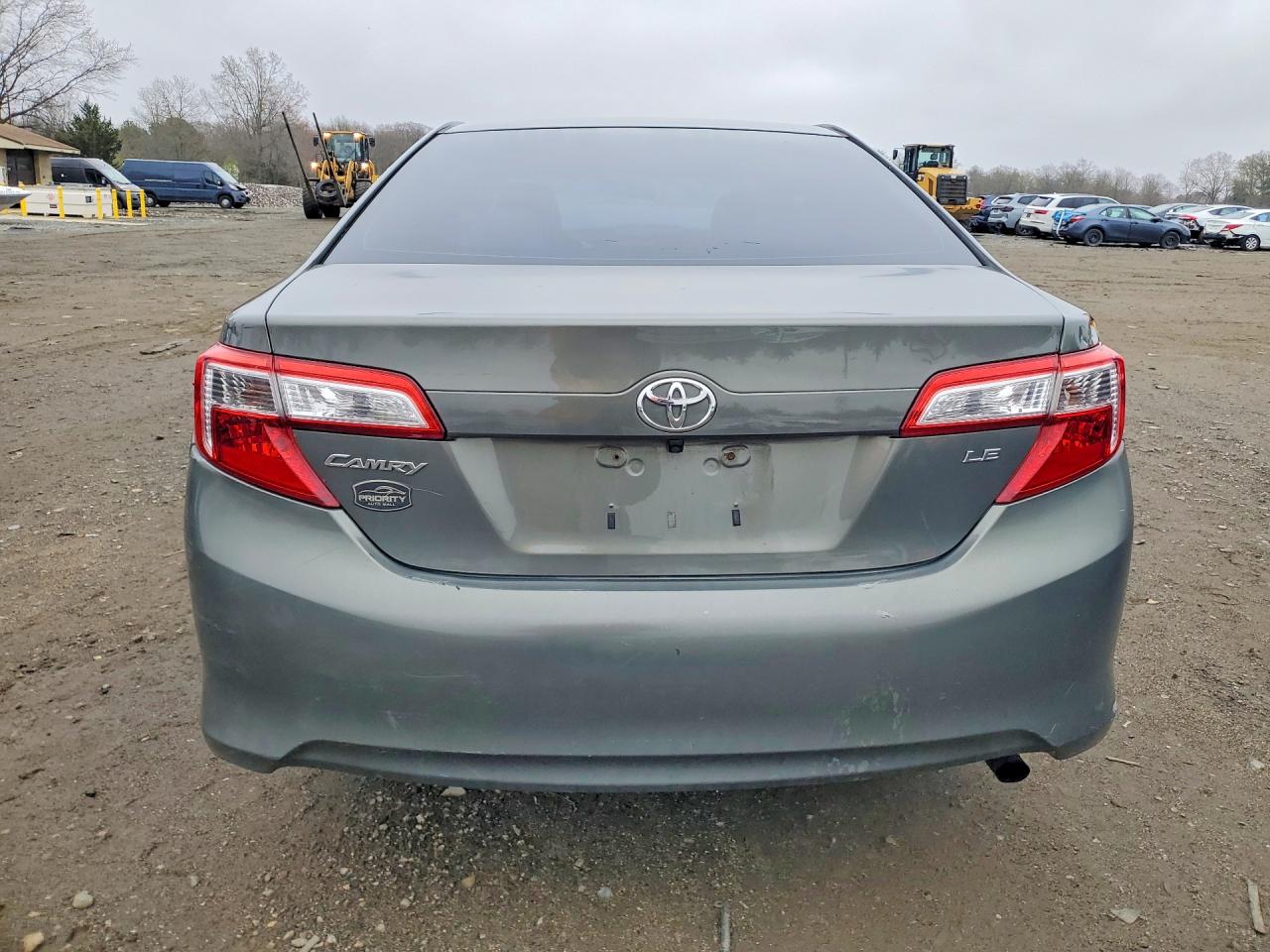 2012 TOYOTA CAMRY LE photo 6