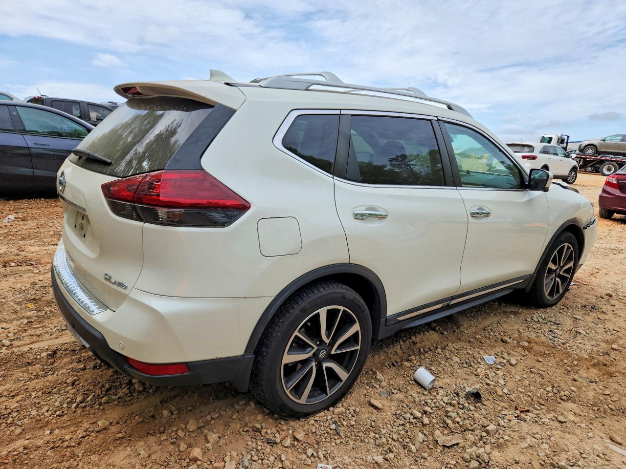 2019 NISSAN ROGUE SL photo 3
