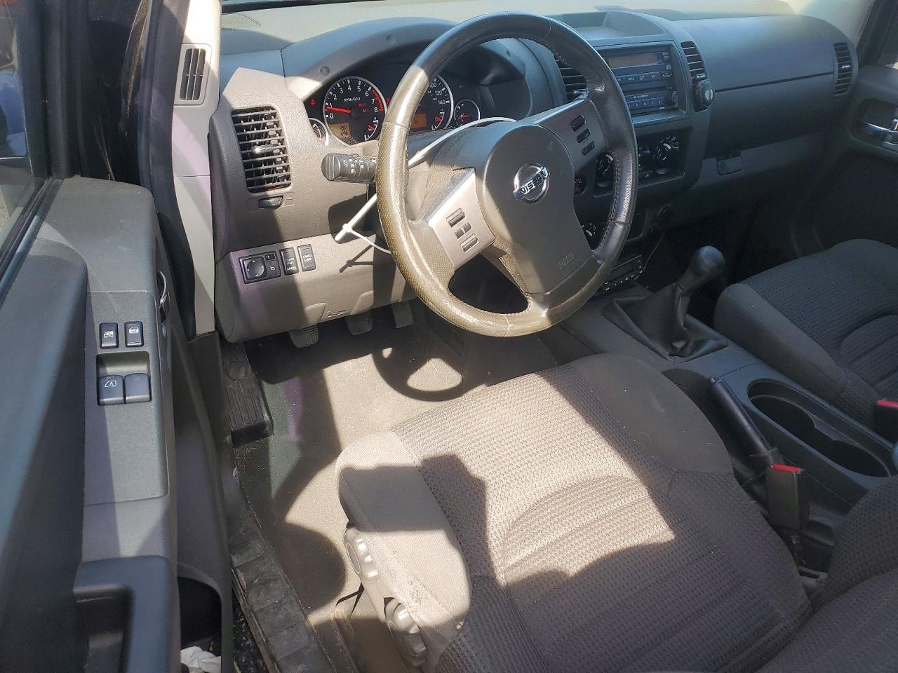 2006 NISSAN FRONTIER SE photo 8