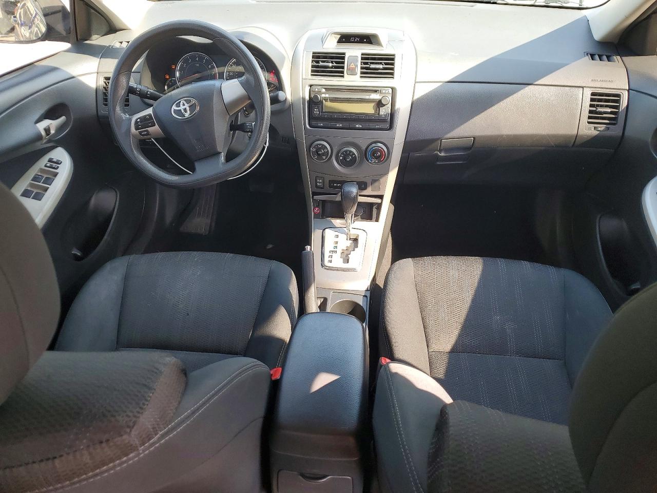 2012 TOYOTA COROLLA S photo 15