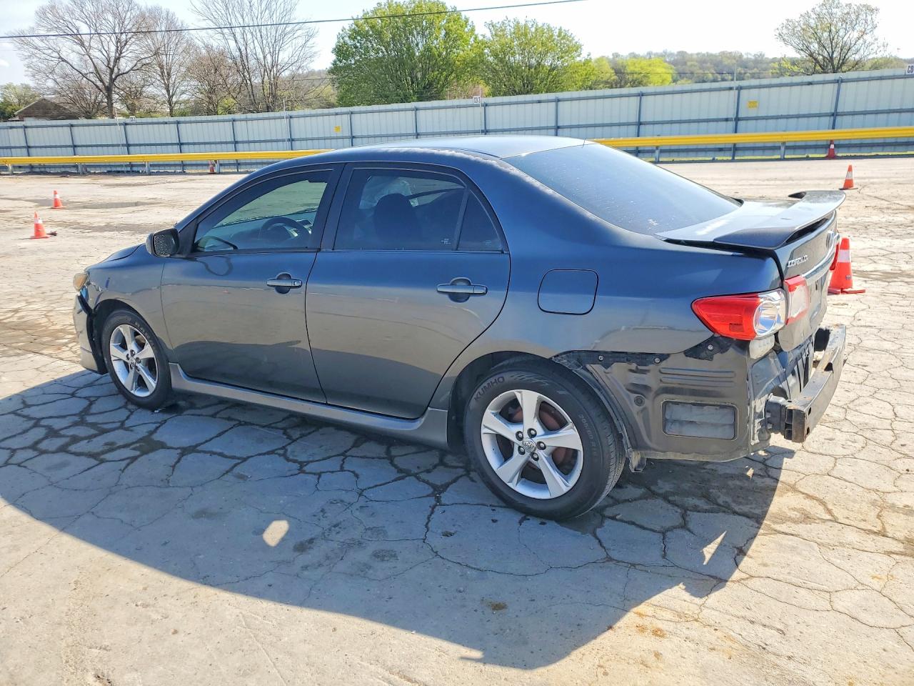 2012 TOYOTA COROLLA S photo 3