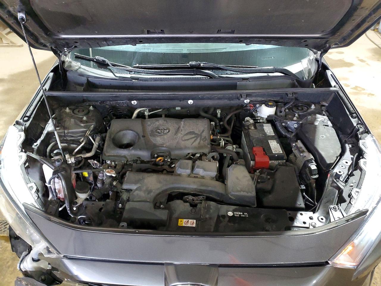 2022 TOYOTA RAV4 LE photo 23