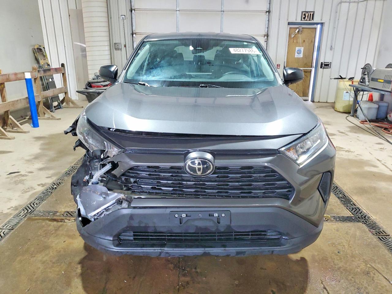 2022 TOYOTA RAV4 LE photo 9