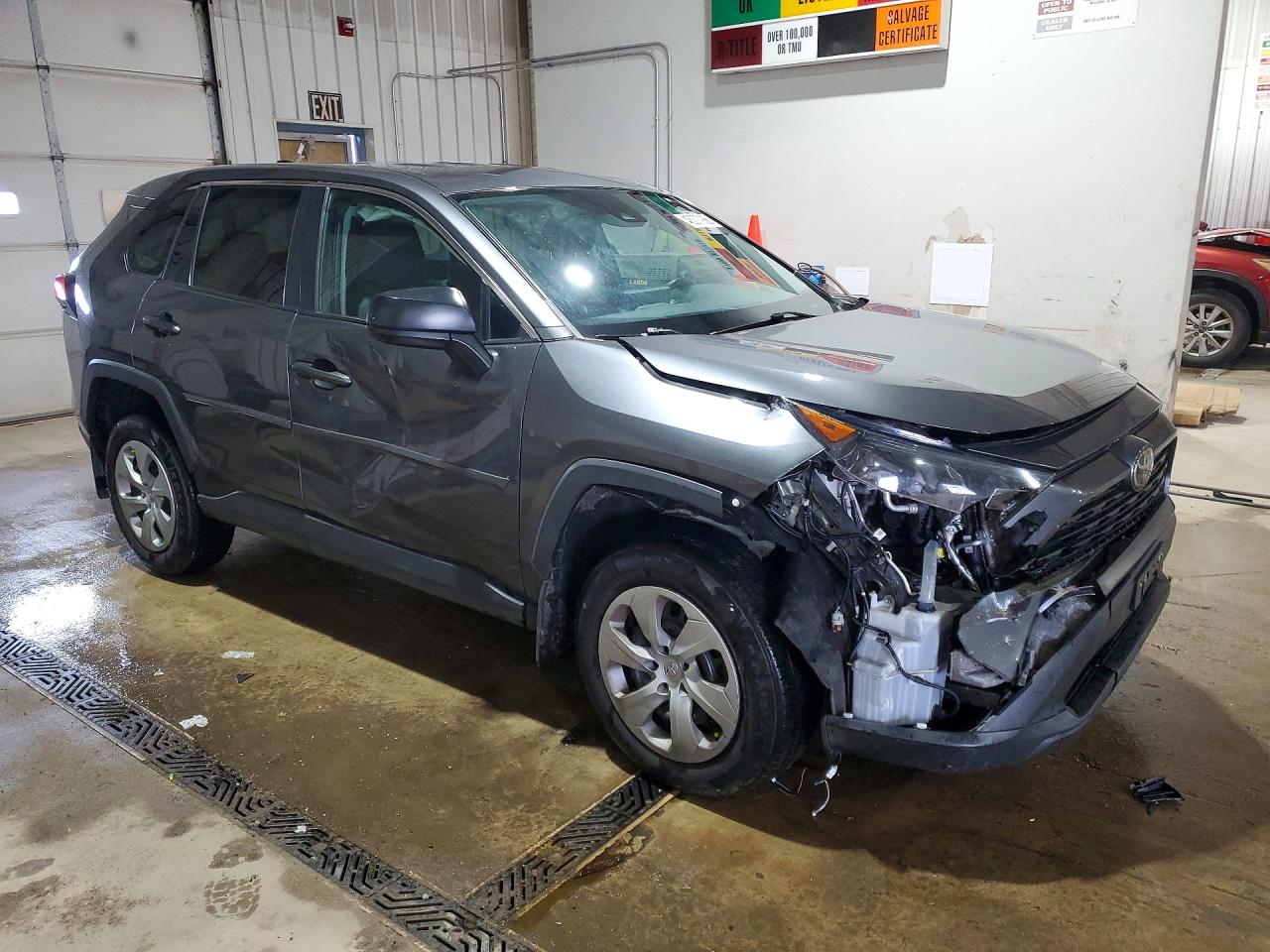 2022 TOYOTA RAV4 LE photo 7