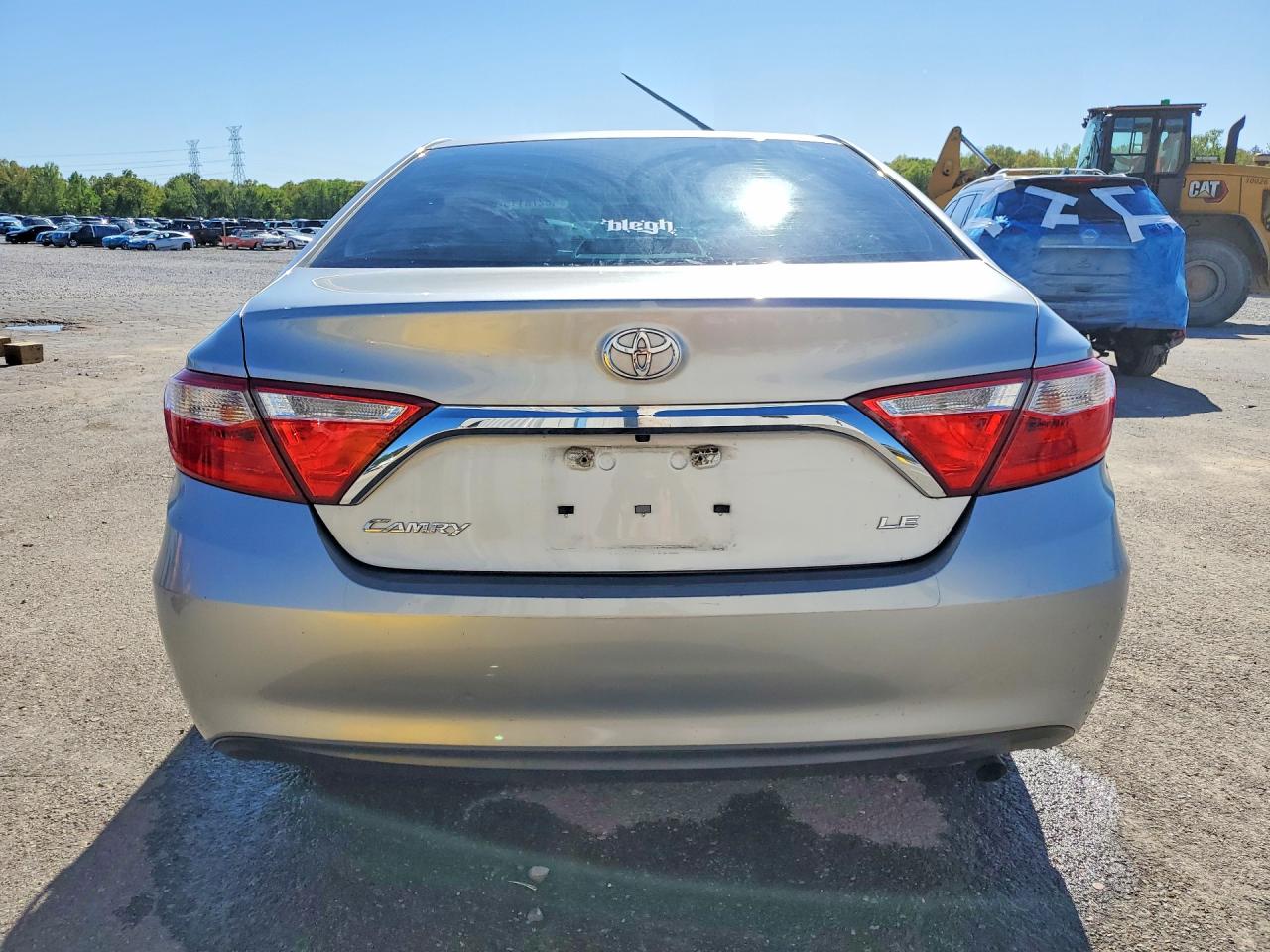 2017 TOYOTA CAMRY LE photo 16