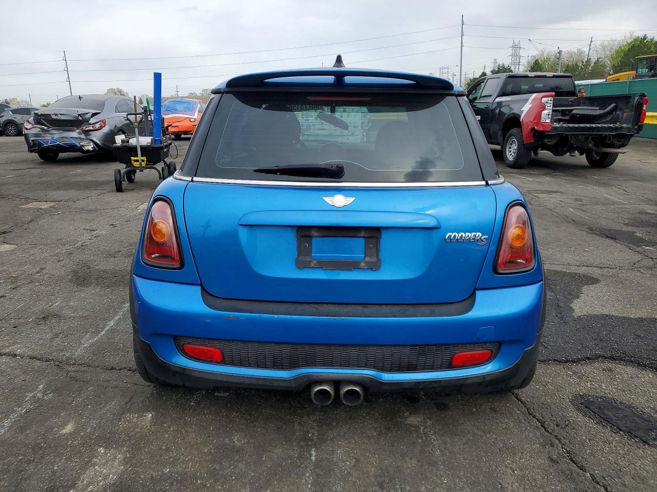2007 MINI COOPER S photo 11