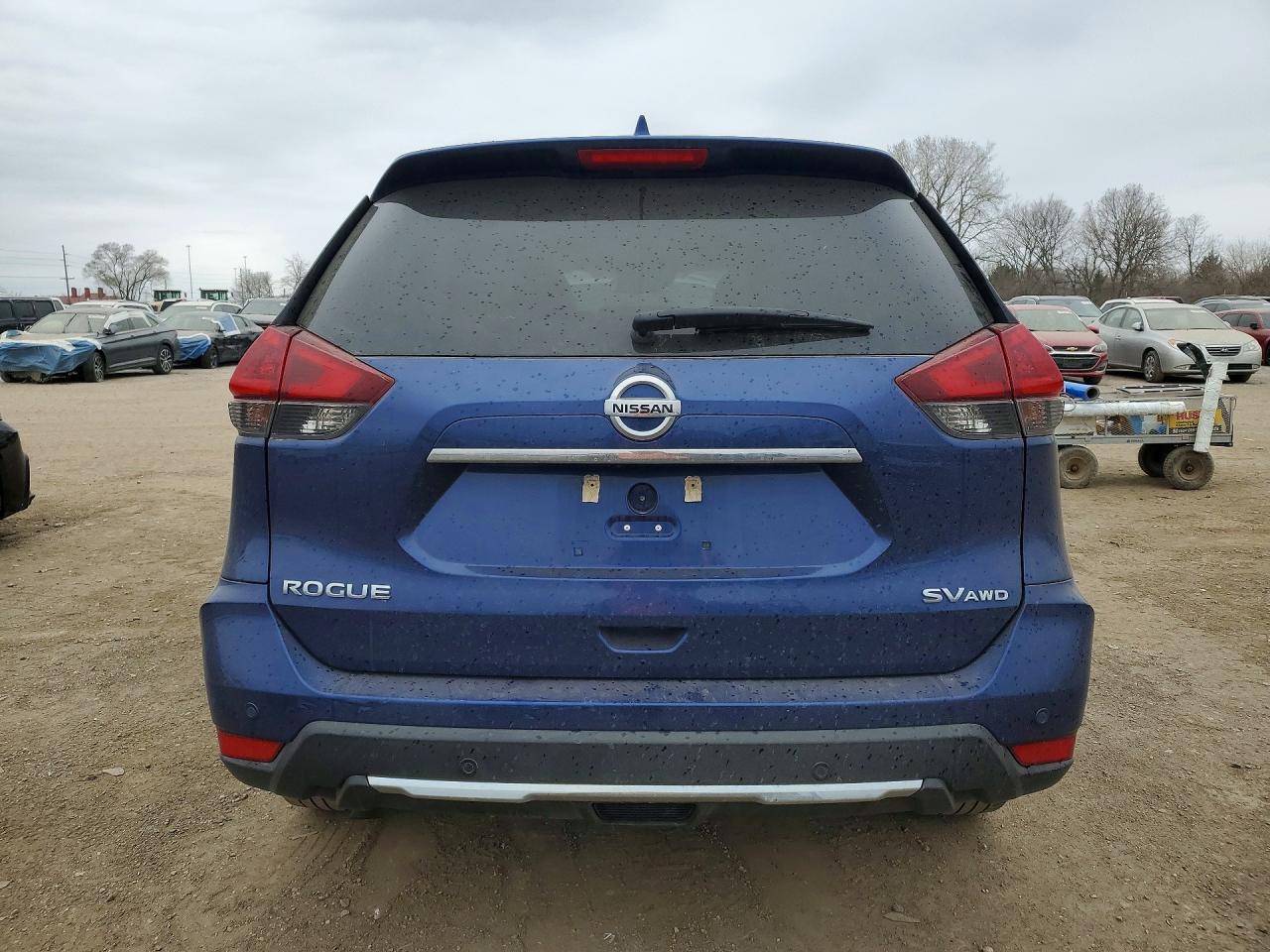2020 NISSAN ROGUE SV photo 6