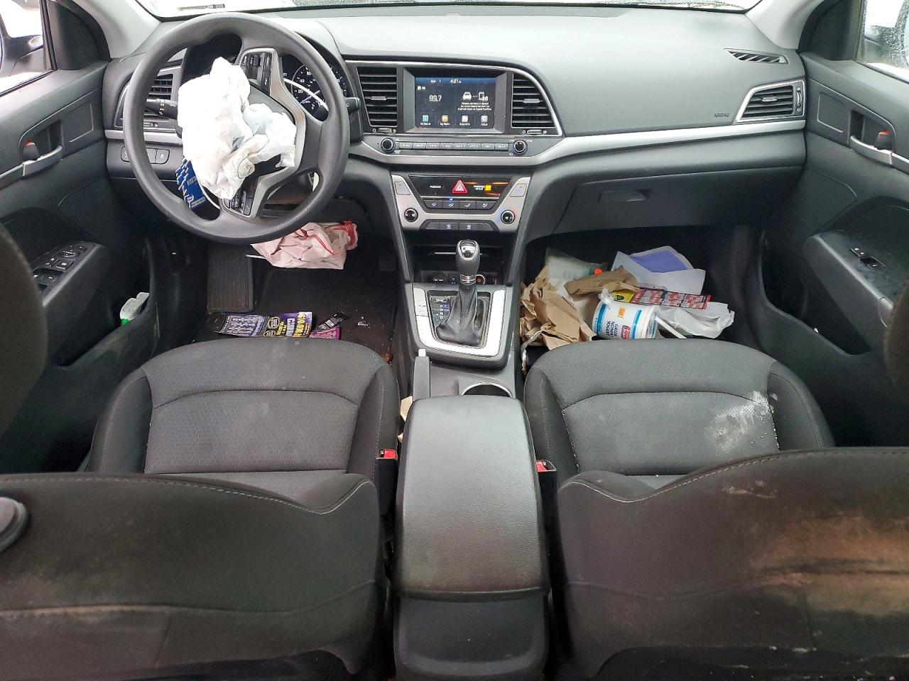 2018 HYUNDAI ELANTRA SE photo 22