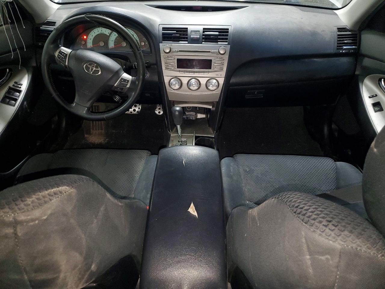2011 TOYOTA CAMRY SE photo 15