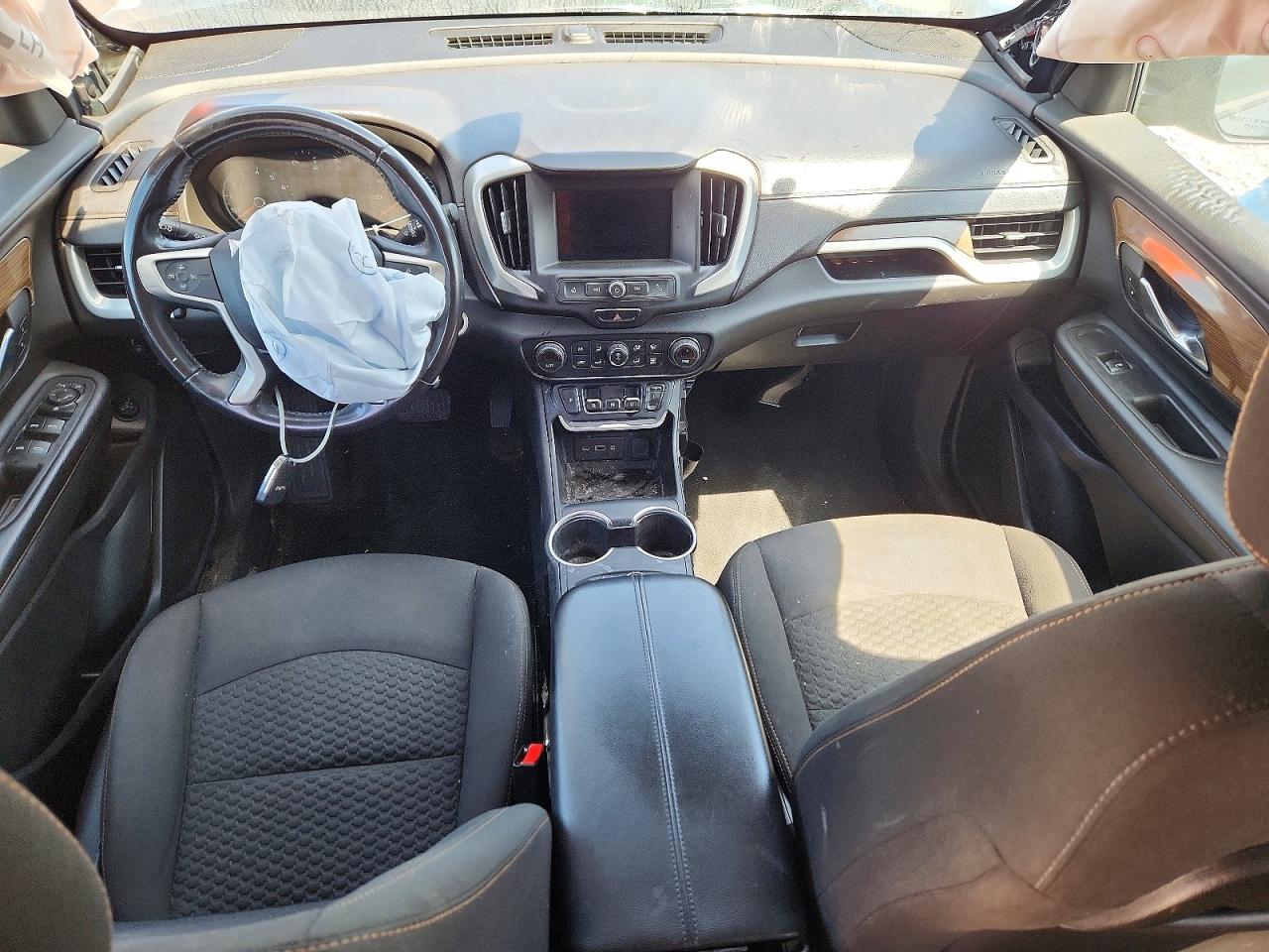 2018 GMC TERRAIN SLE photo 15